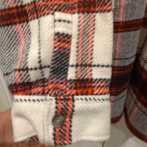 Plaid Button-Up Shirt Jacket-NWT - Picture 3 of 8